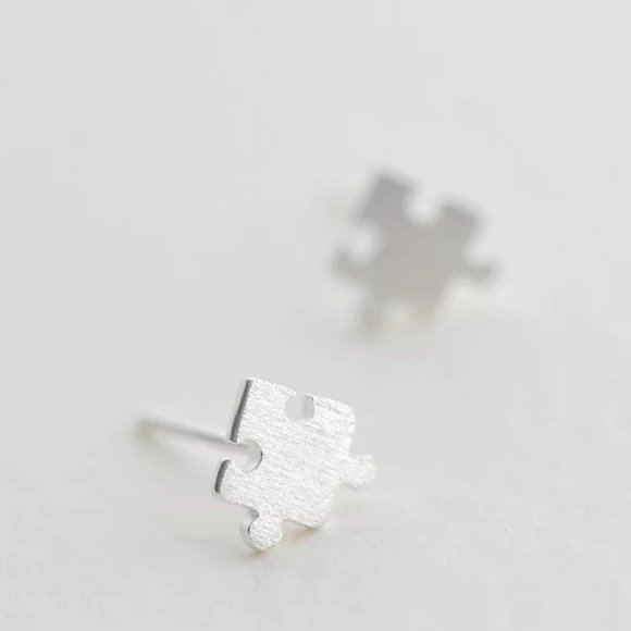 14k Gold Cute Puzzle Piece Stud Earrings Sterling Silver - Picture 2 of 8